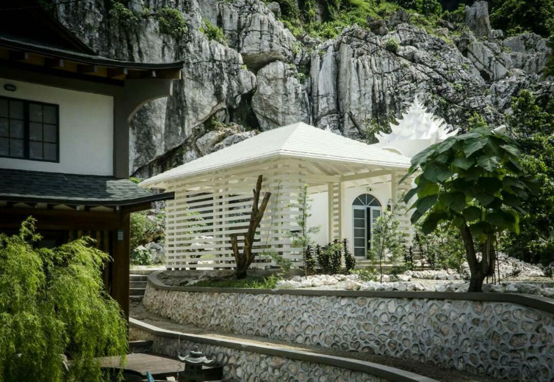 Rocky Farm
